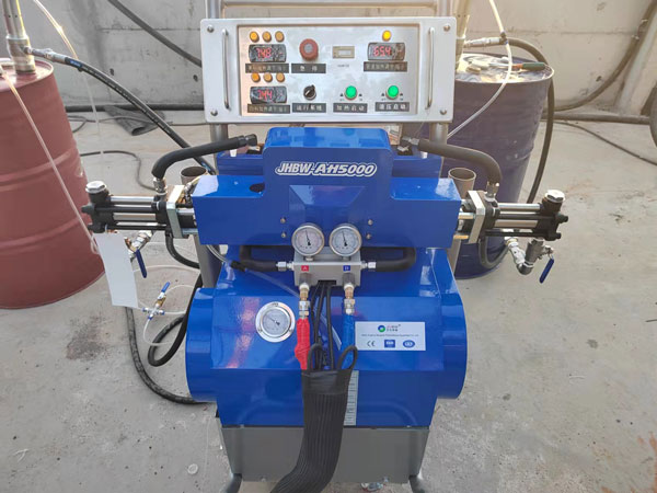 聚脲防腐材料_化工儲(chǔ)罐內(nèi)外壁防腐施工_聚脲噴涂機(jī)-京華邦威 聚脲防腐材料_化工儲(chǔ)罐內(nèi)外壁防腐施工_聚脲噴涂機(jī)-京華邦威